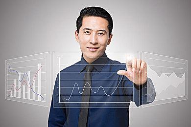 《Apex英雄》新角色艾许官方技能介绍视频 这就是铁驭！